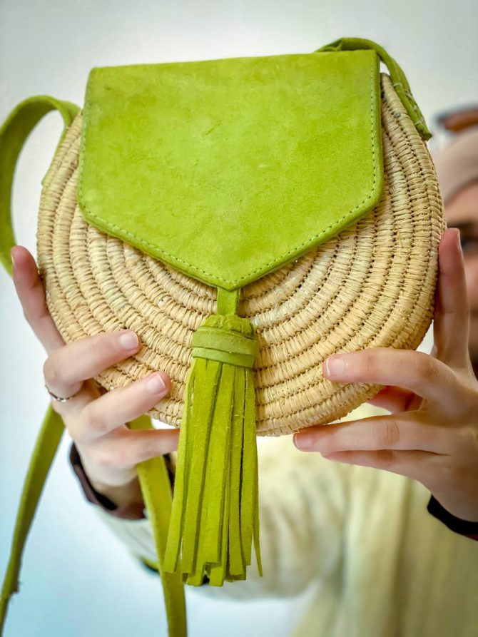 Sac en paille tissé à franges